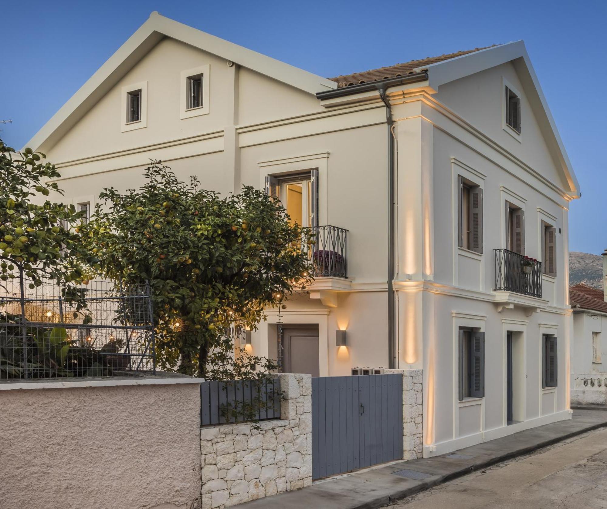 Marissa'S Elegant Retreats Apartment อาร์กอสโตลี ภายนอก รูปภาพ